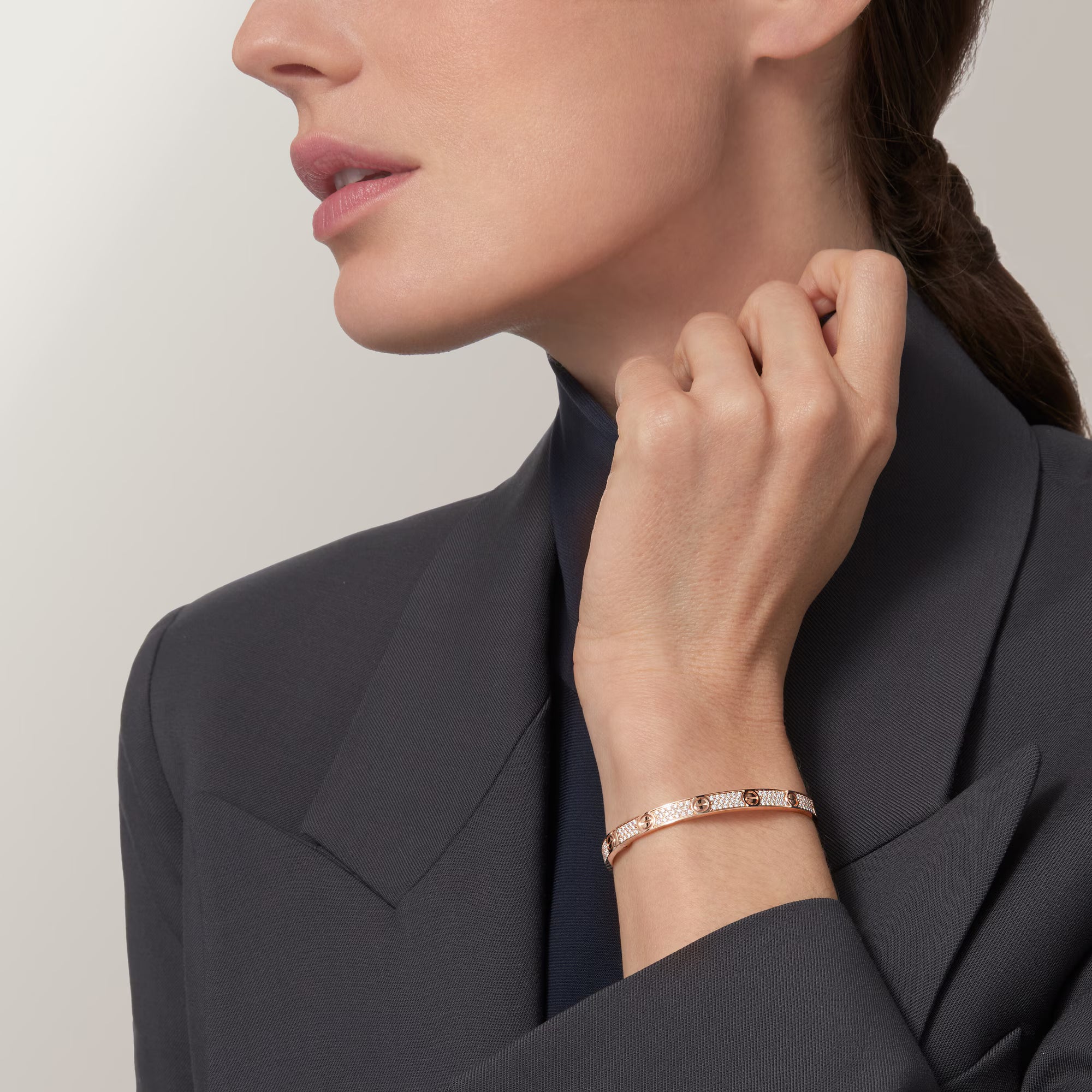 AV Amour Bracelet - Medium Pavé Model (Rose Gold)