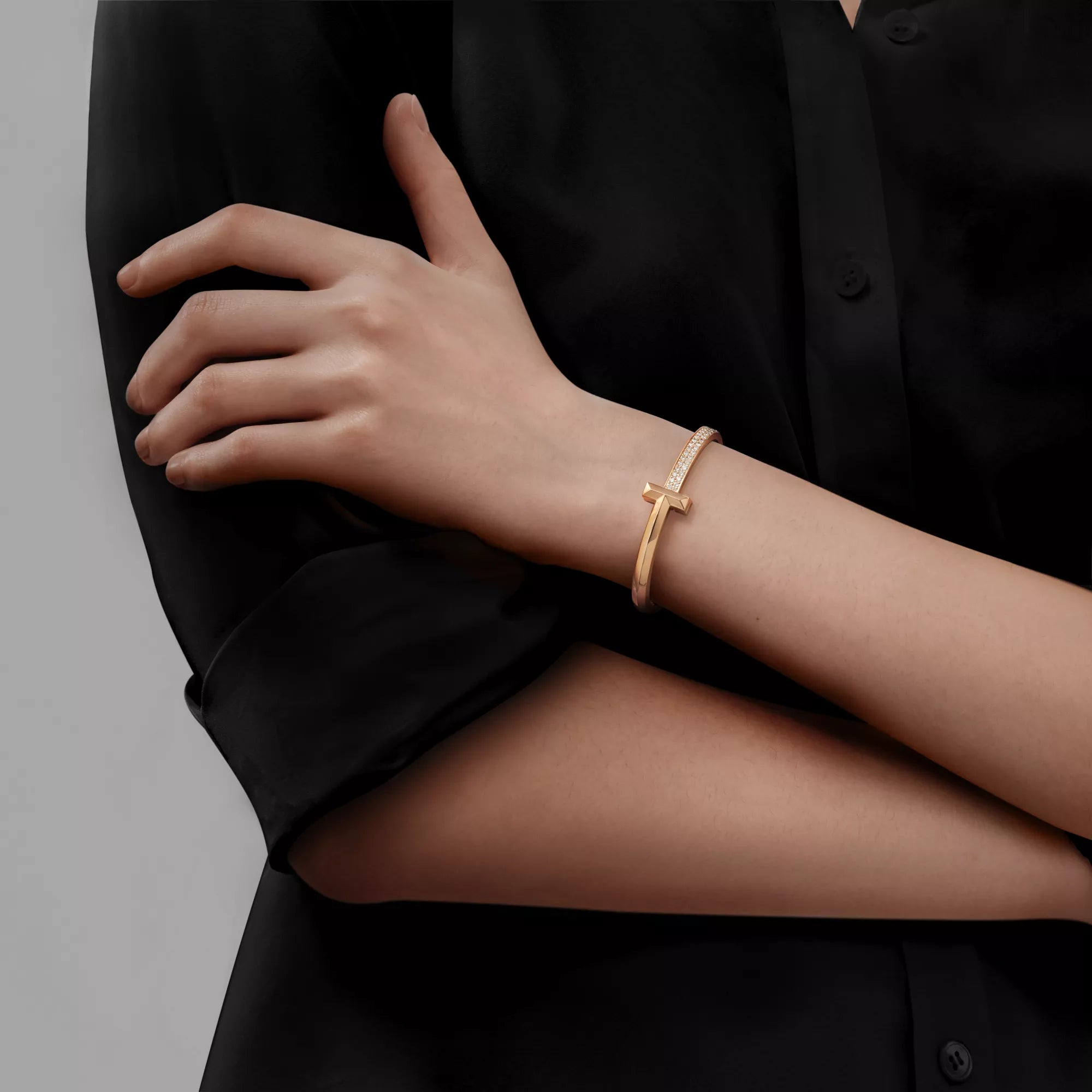 AV T Bracelet - T1 Wide Half Pavé Bangle Yellow Gold