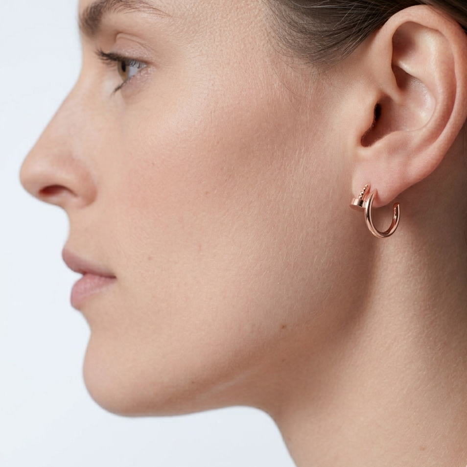 AV Linéa Clou Hoop Earrings – Small Model (Rose Gold)