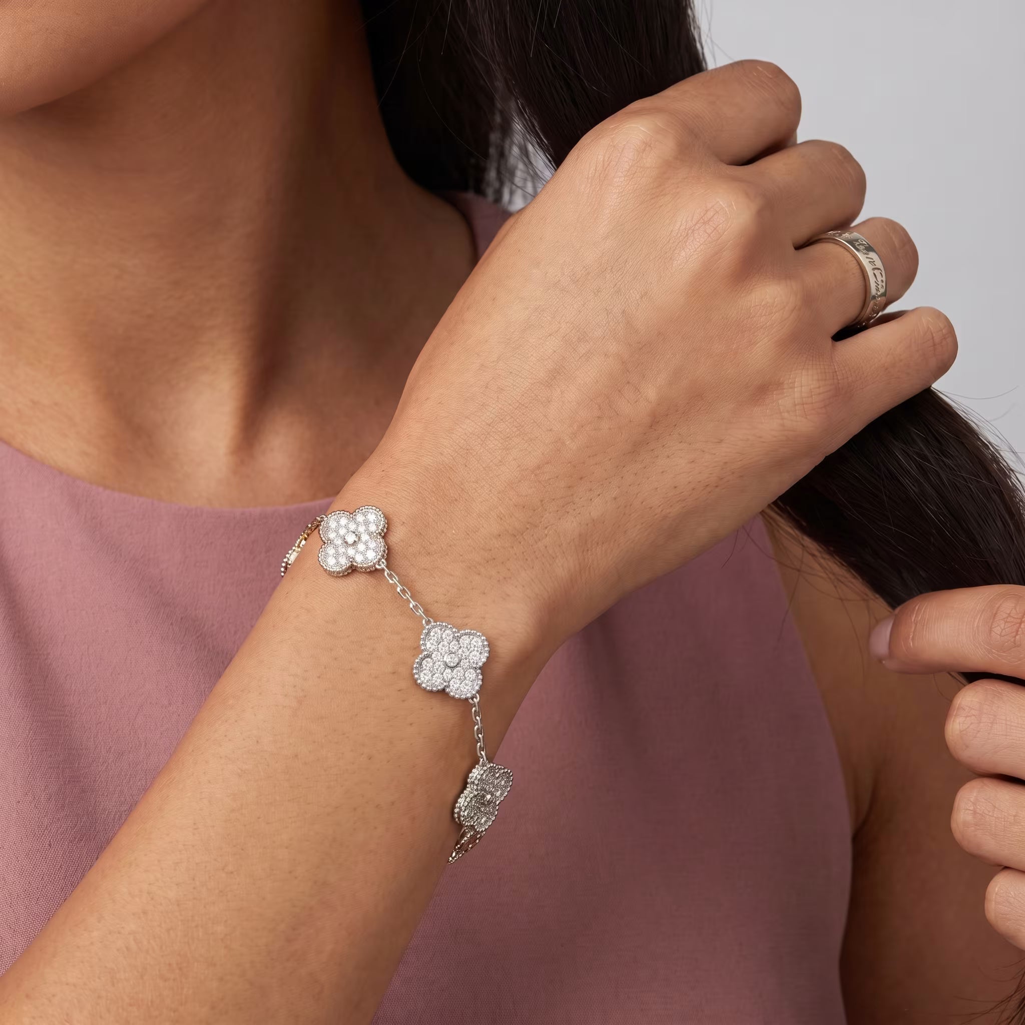 AV four leaf clover bracelet