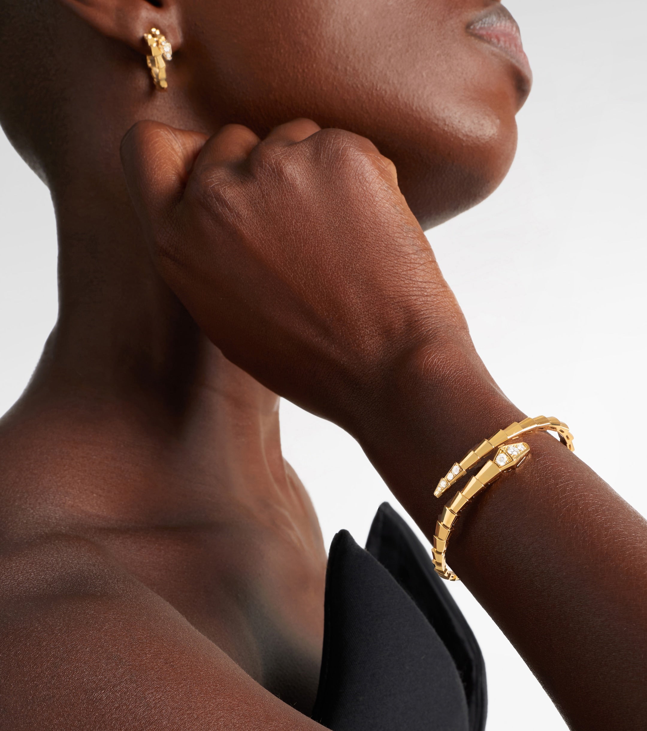AV Viper Essence Bracelet — Pavé Diamond Head & Tail (Yellow Gold)