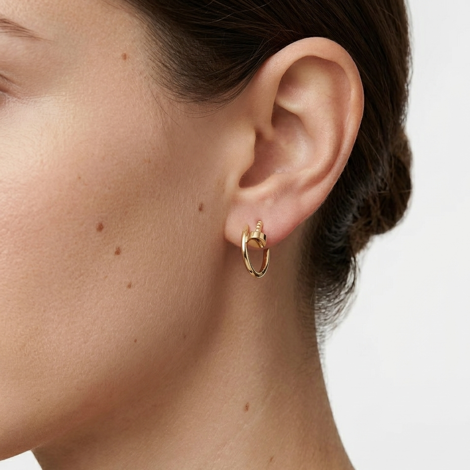AV Linéa Clou Hoop Earrings – Small Model (Yellow Gold)
