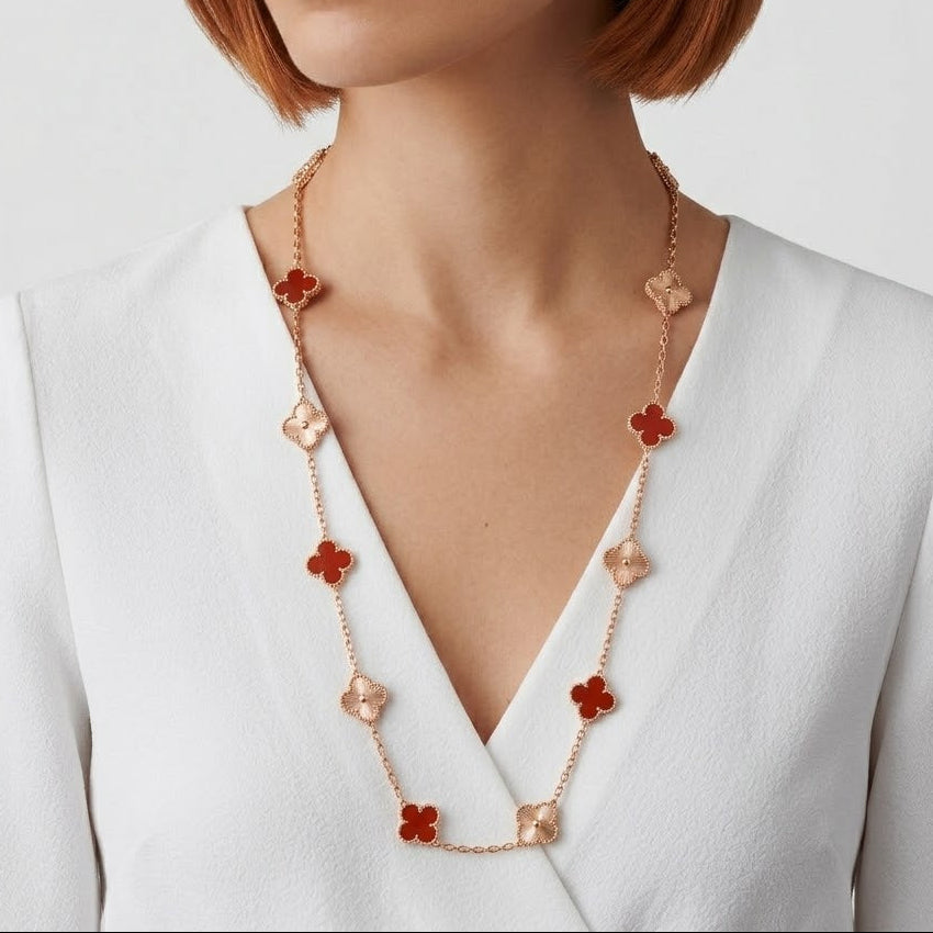 AV four leaf clover necklace, 20 motifs