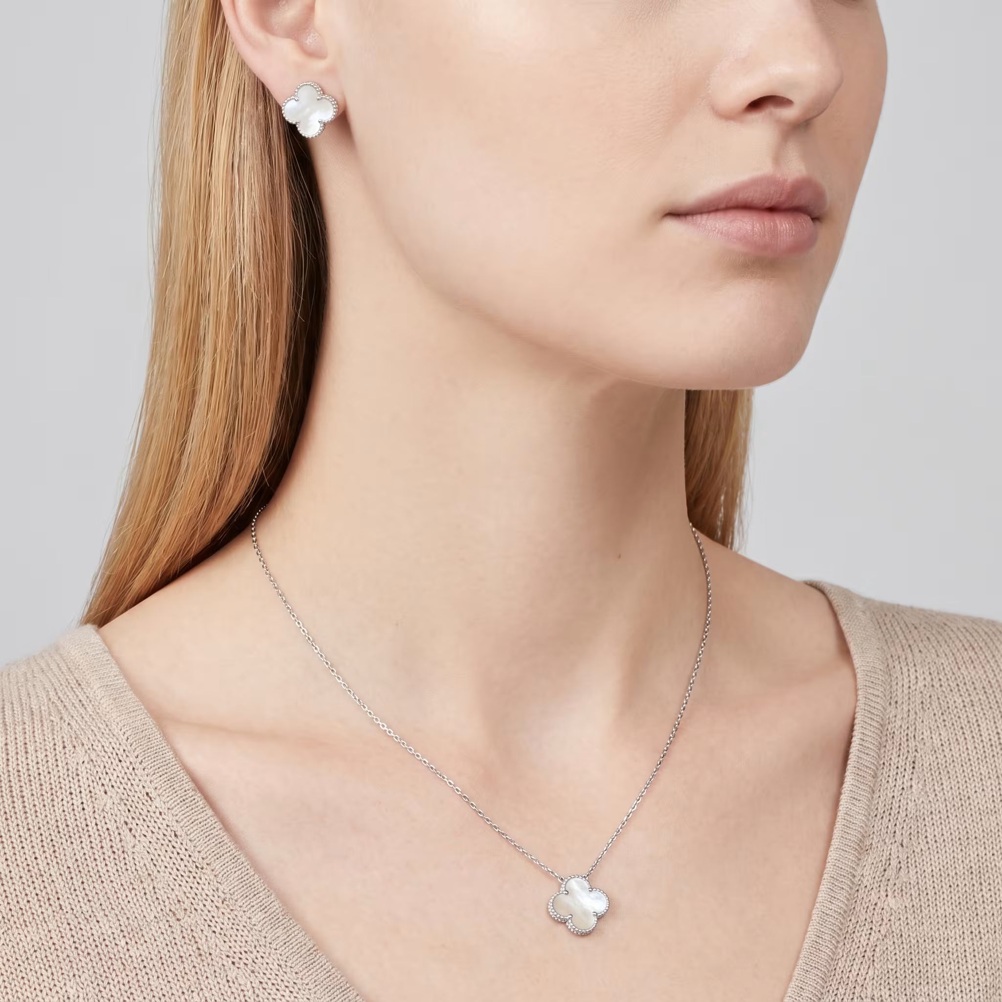 AV four leaf clover necklace
