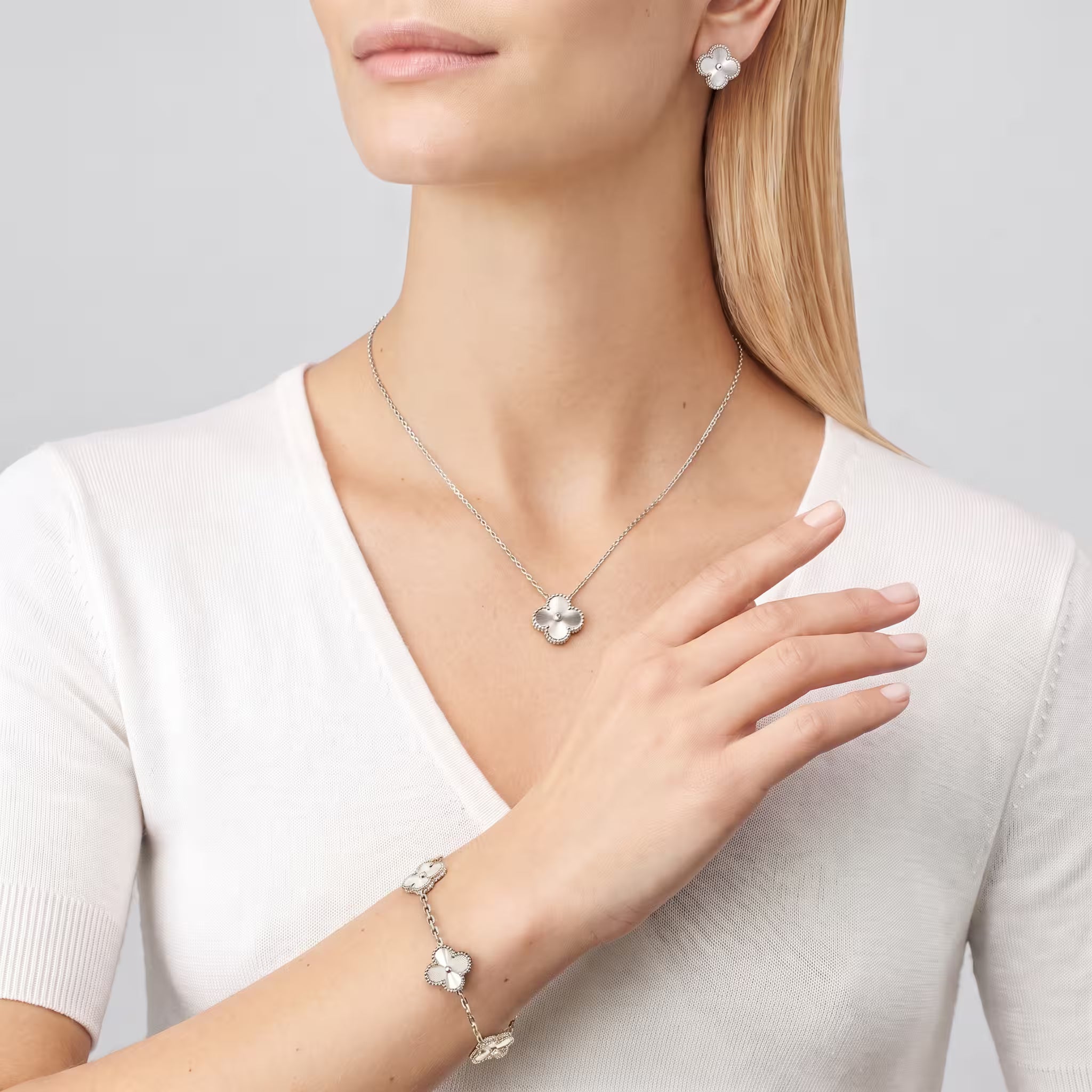 AV four leaf clover necklace